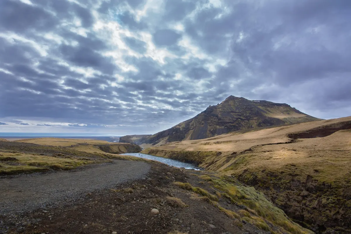 How to Photograph Mountain Landscapes in Flat Light: 7 Tips for UK Hikers